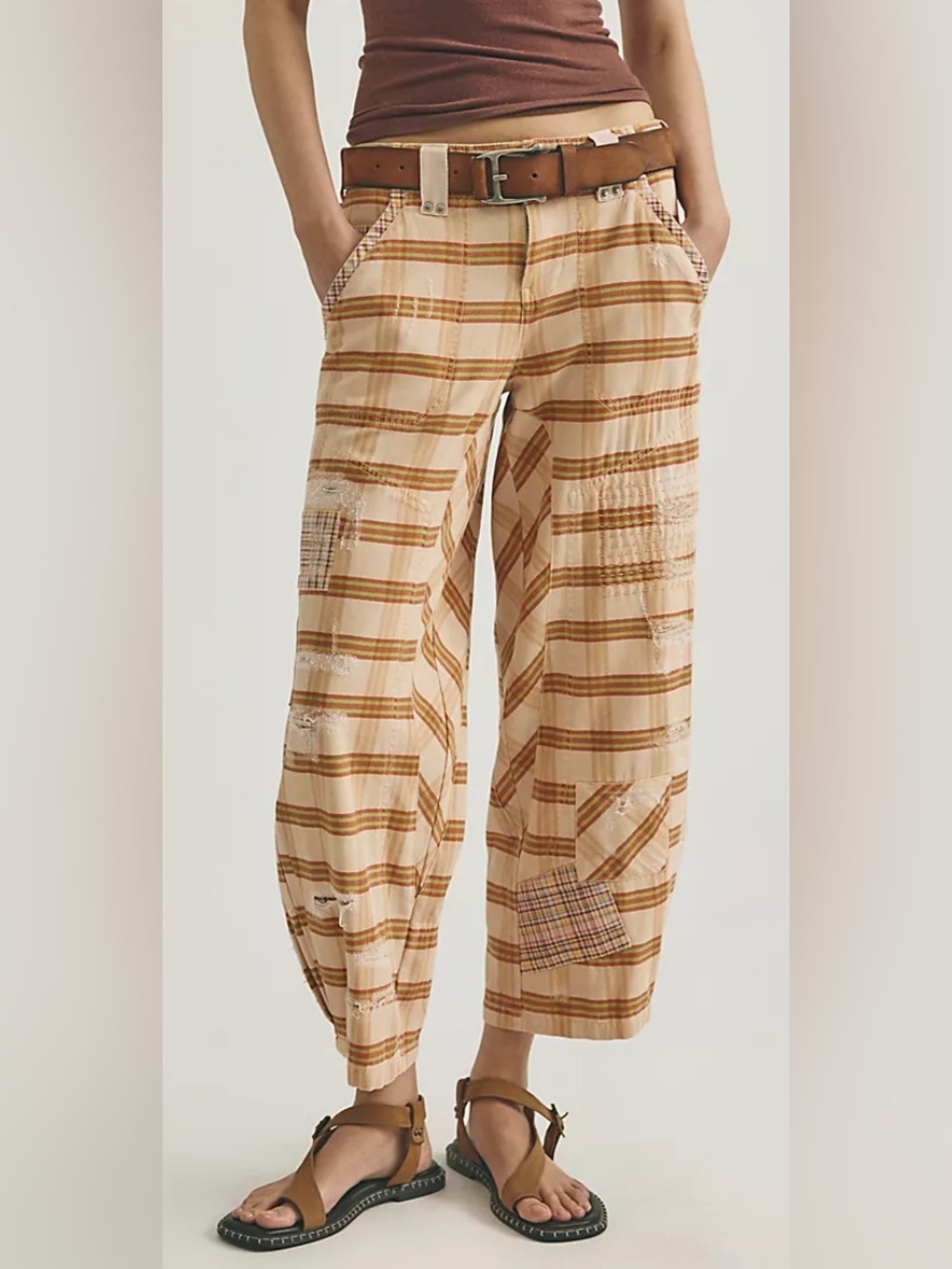FREE PEOPLE *WARWICK CRAFT PANTS*
*NWT $248.00 *SIZE: 6
COLOR: ROSEWOOD COMBO